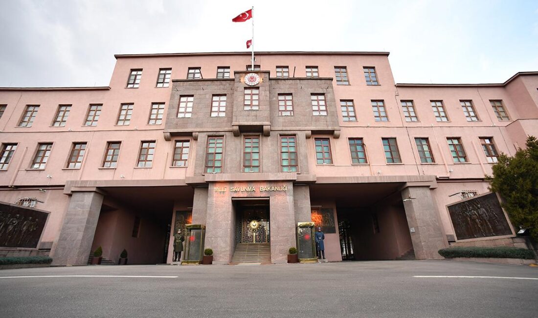 Milli Savunma Bakanlığı’nda düzenlenen basın bilgilendirme toplantısında, Türk Silahlı Kuvvetlerinin
