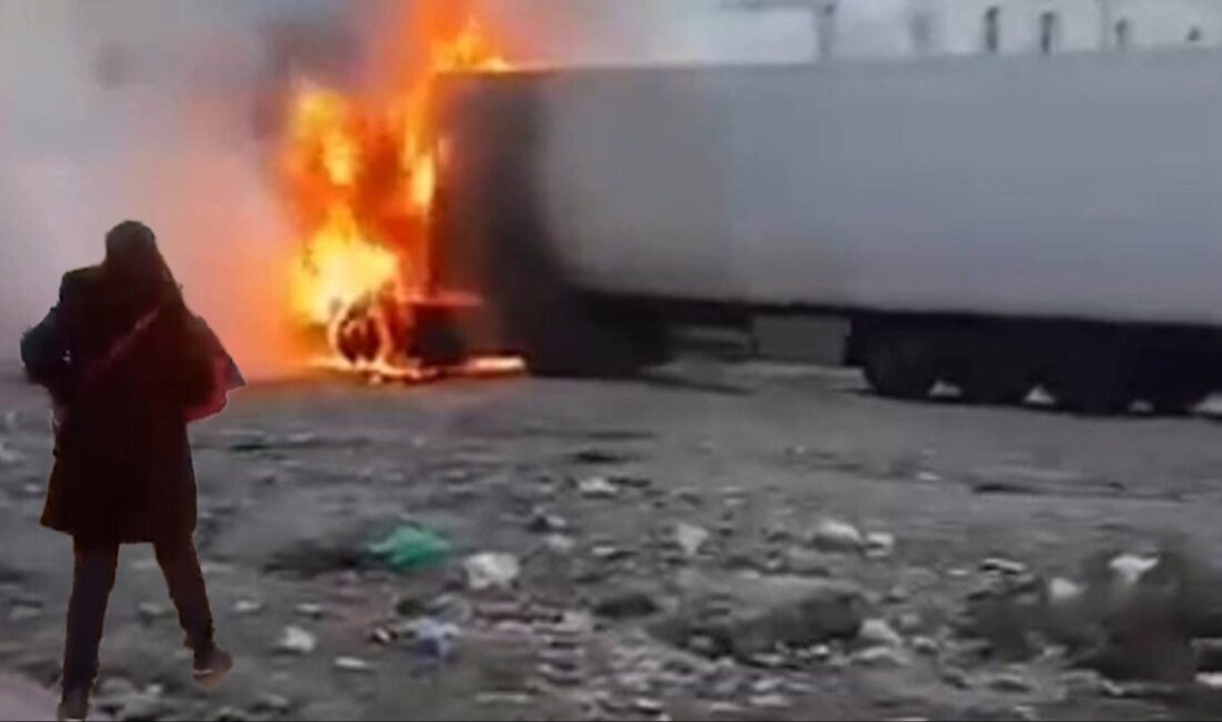 Koca tır mahallede alev alev yandı, çevredekiler park halindeki araçlarına