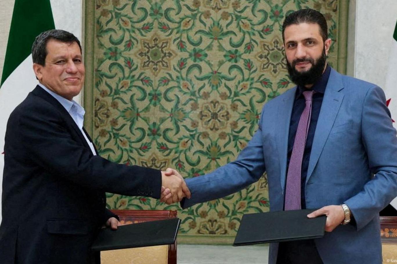 Suriye geçici yönetimi, SDG’nin devlet yapısına entegrasyonunu öngören 13 maddelik