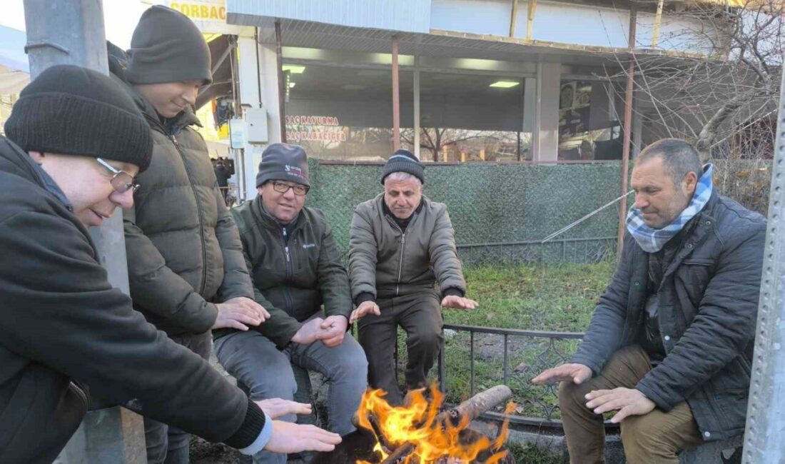 Hava sıcaklıklarının eksi derecelerinin altına düştüğü Afyonkarahisar’da soğuk havalar hayatı