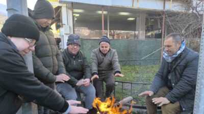Hava sıcaklıklarının eksi derecelerinin altına düştüğü Afyonkarahisar’da soğuk havalar hayatı