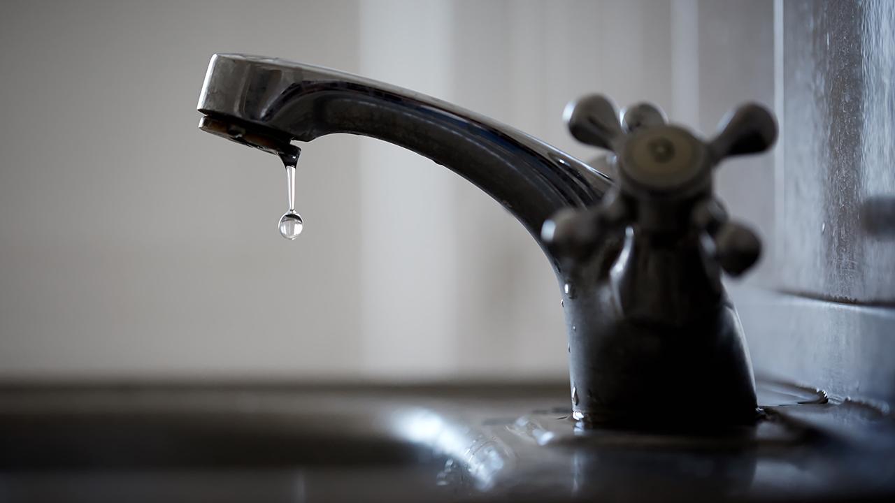 Başkent Ankara'da şebekedeki arızalar ve depo seviyelerindeki düşüşler nedeniyle birçok