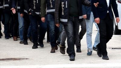 Emniyet birimlerince son iki haftadır sürdürülen FETÖ operasyonlarında 121 şüpheli