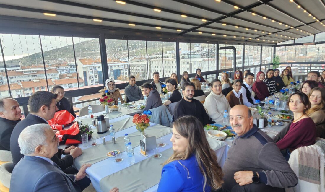 ADD Afyonkarahisar Şubesi tarafından düzenlenen “Gençleri 2025 Yılına Veda Kahvaltısı”