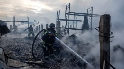 650'den fazla İHA, Ukrayna'nın batı bölgeleri de dahil olmak üzere