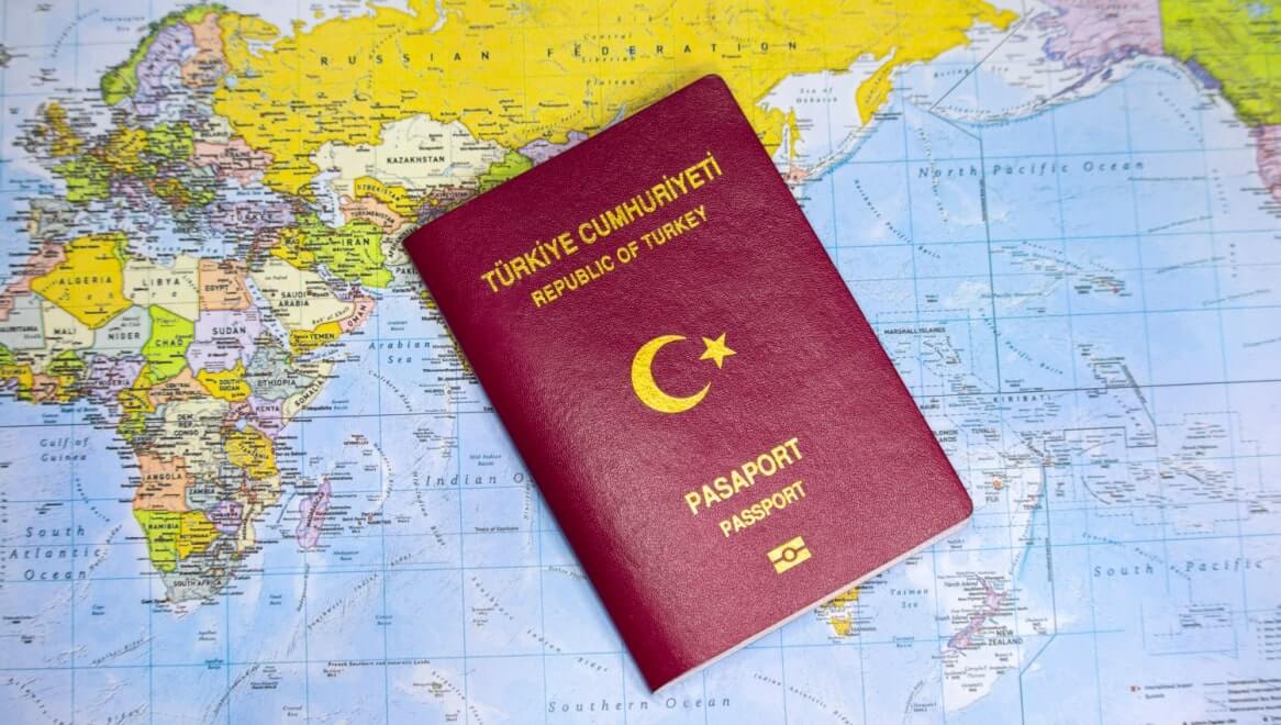 Türk pasaportu sahiplerinin vize almadan, sadece pasaport veya kimlik kartıyla