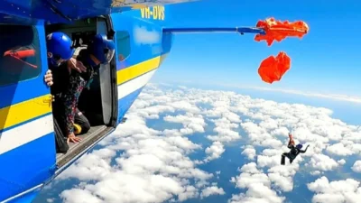 Olay, Queensland’a bağlı Cairns kentinin güneyinde bir etkinlik sırasında yaşandı.