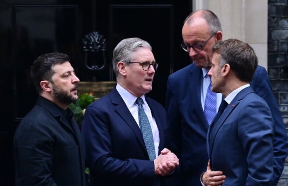 Ukrayna Devlet Başkanı'nın İngiltere ziyareti, Washington'ın Kiev'e Rusya'ya toprak vermesi