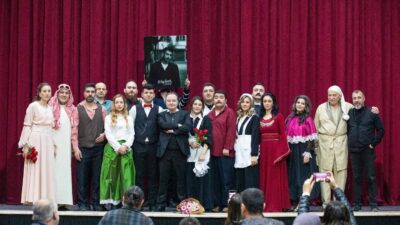 Afyonkarahisar Belediyesi Şehir Tiyatrosu, yeni sezonda izleyicisini kahkahaya boğacak yeni