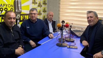 Gün FM’de yayınlanan Basın Odası programında esnafların sorunları konuşuldu. Esnafların