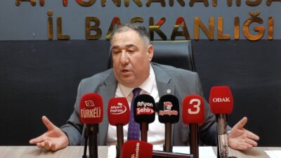 İYİ Parti Afyonkarahisar İl Başkanı Muhammet Mısırlıoğlu, Afyonkarahisar PTT Başmüdürlüğü’nün