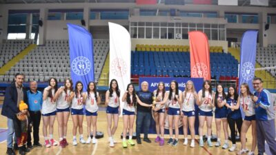 Afyonkarahisar’da düzenlenen Küçük Kızlar Voleybol İl Birinciliği Müsabakaları, Prof. Dr.