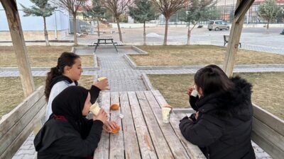 Eğitimde yalnızca akademik başarıyı değil, öğrencilerin sosyal ve fiziksel ihtiyaçlarını