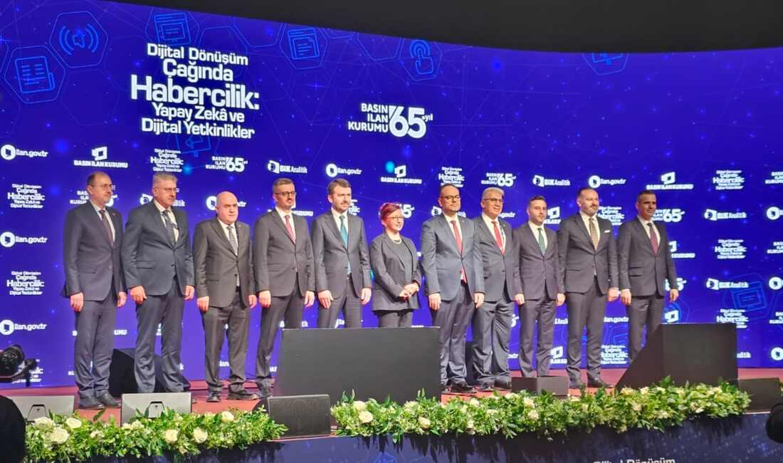 İstanbul’da düzenlenen ve 81 ilden gazetecilerin davet edildiği “Dijital Dönüşüm