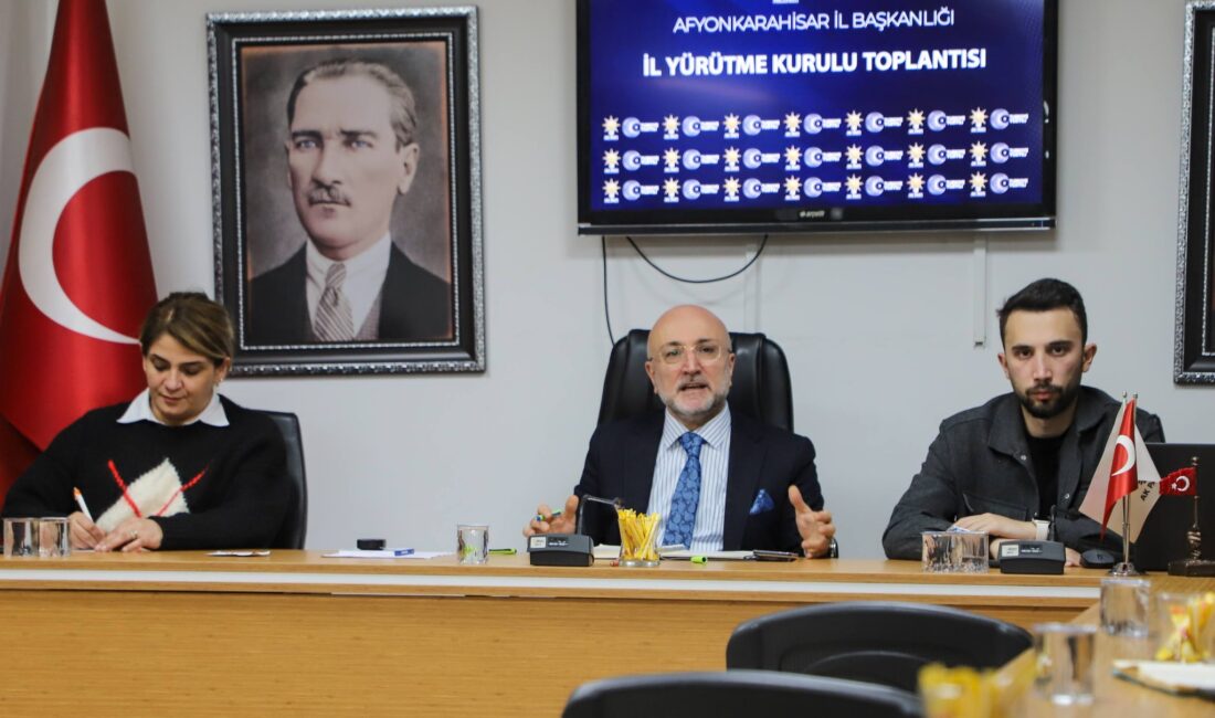 AK Parti Afyonkarahisar İl Başkanlığı, teşkilat çalışmalarını değerlendirmek ve yeni
