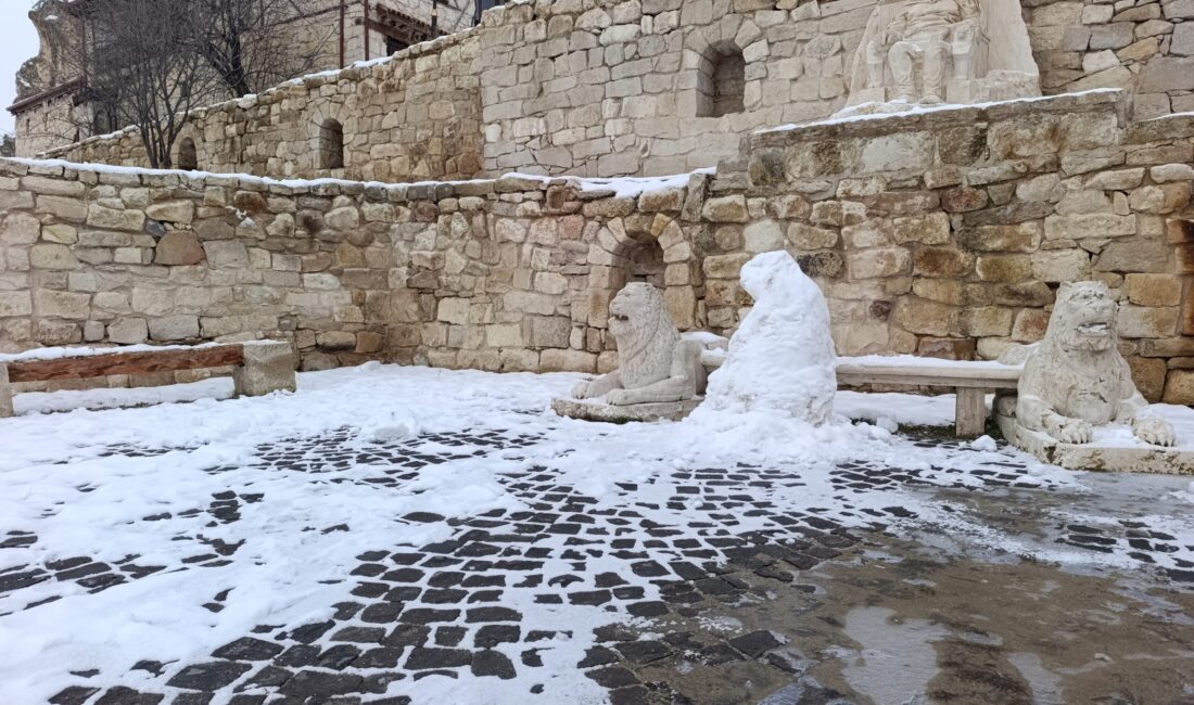  Afyonkarahisar'da yaşanan kar yağışı sonrası tarihi yaklaşık 3 bin yıl