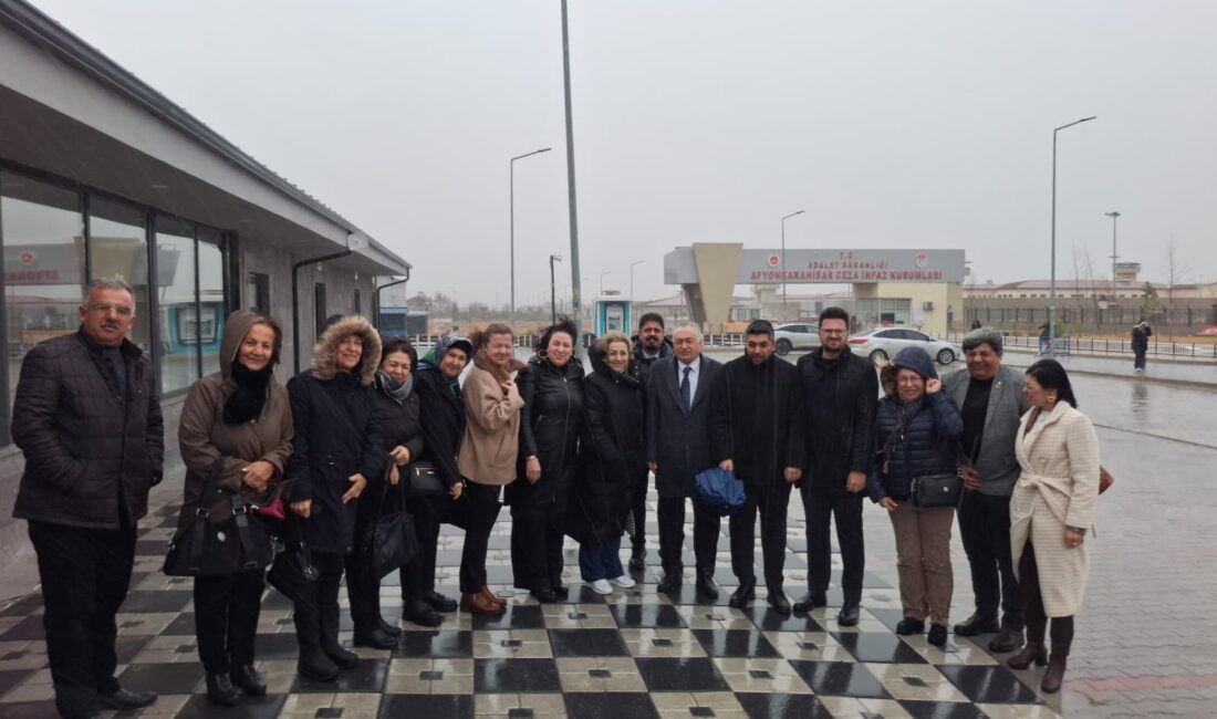 Cumhuriyet Halk Partisi (CHP) Afyonkarahisar İl Başkanı Hasan Karadeniz, CHP