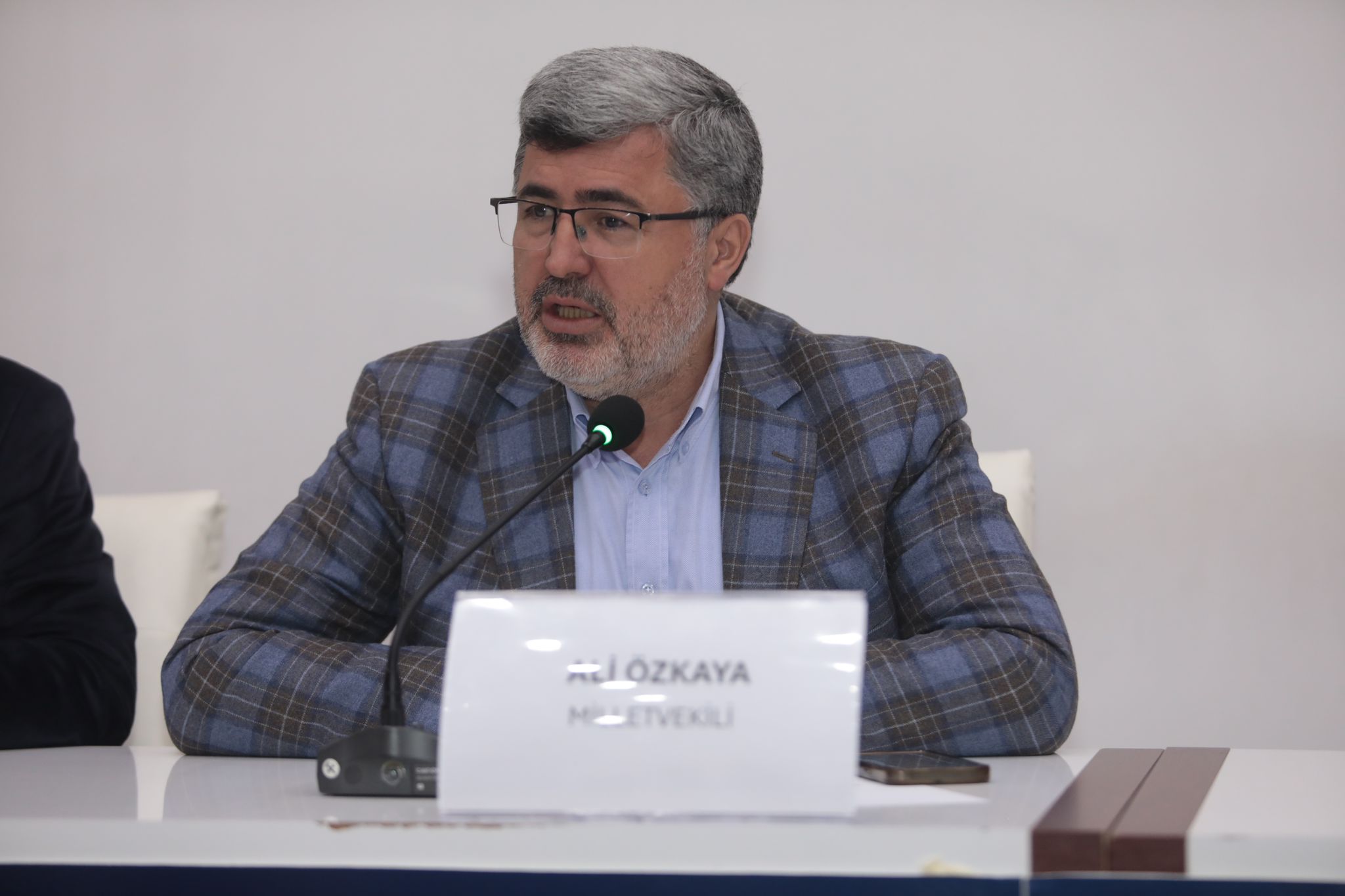 CHP Afyonkarahisar İl Başkanı Hasan Karadeniz ile AK Parti Afyonkarahisar