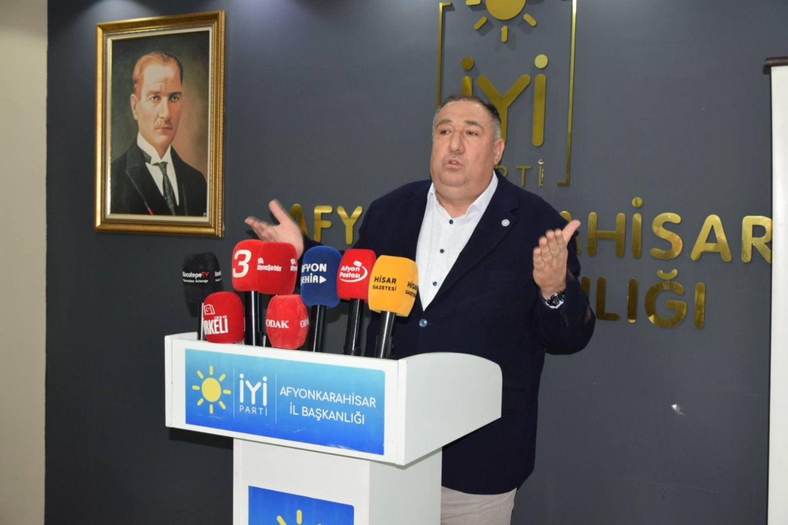 İYİ Parti İl Başkanı Muhammet Mısırlıoğlu ilkokul 1. ve 2.