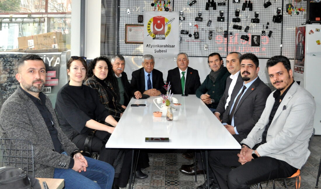 10 Ocak çalışan gazeteler günü nedeniyle Cumhuriyet Halk Partisi İl