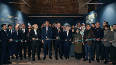 Cumhurbaşkanı Recep Tayyip Erdoğan, Hane İslam Eserleri Sergisi'nin açılışını gerçekleştirdi.