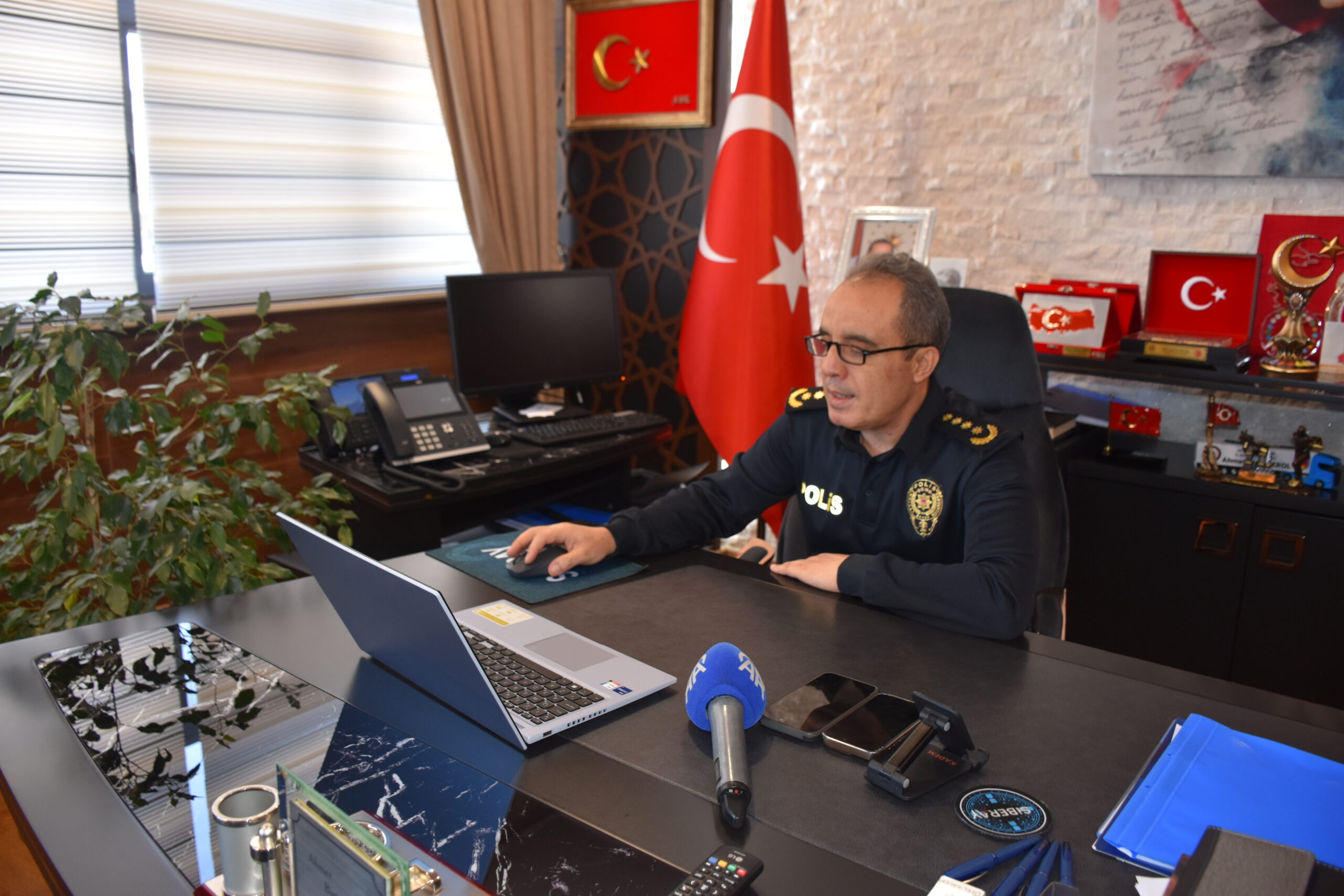 Afyonkarahisar Emniyet Müdürü Ahmet Birtan Erol, Anadolu Ajansının (AA) gözünden 2025'e