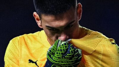 Süper Lig’de transfer döneminin son günlerine girilirken Fenerbahçe’de sıcak gelişmeler