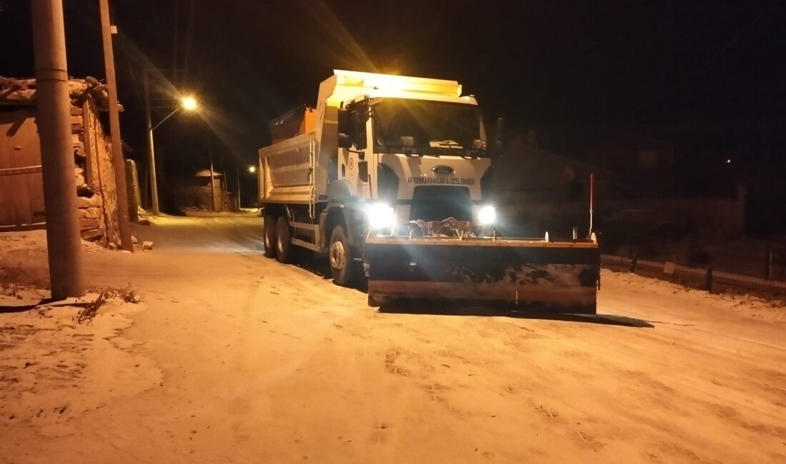 Afyonkarahisar İl Özel İdaresi, kent genelinde etkisini sürdüren olumsuz hava