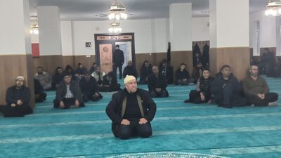 Afyonkarahisar'ın İscehisar ilçesinde "Şehirlerin Kalbi Camilerde Buluşalım" programı düzenlendi.