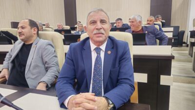 Afyonkarahisar İl Genel Meclisi’nin MHP’li Çay üyesi Faruk Kökçür, İGM’nin