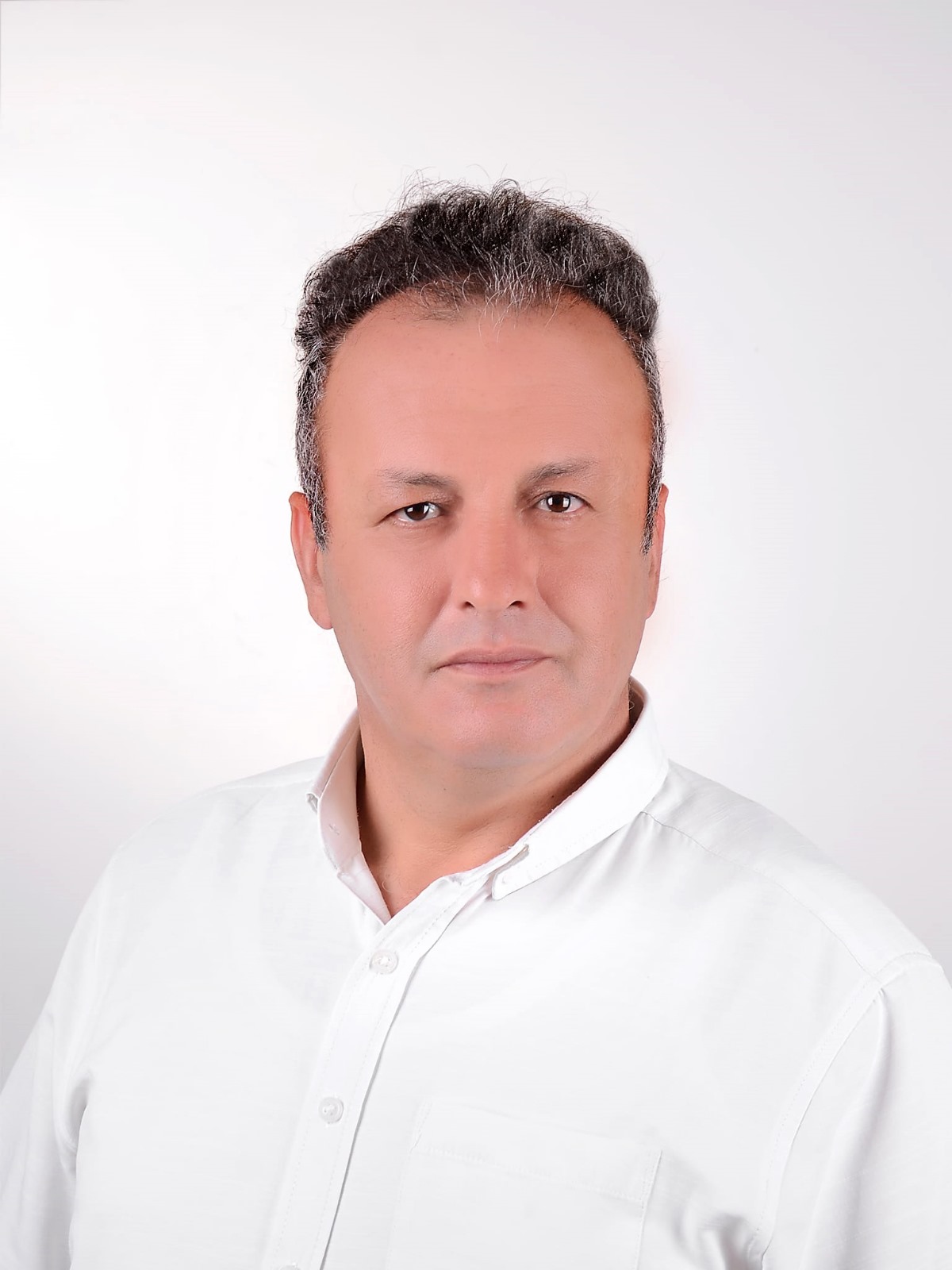 Murat Akarçay yazar fotoğrafı