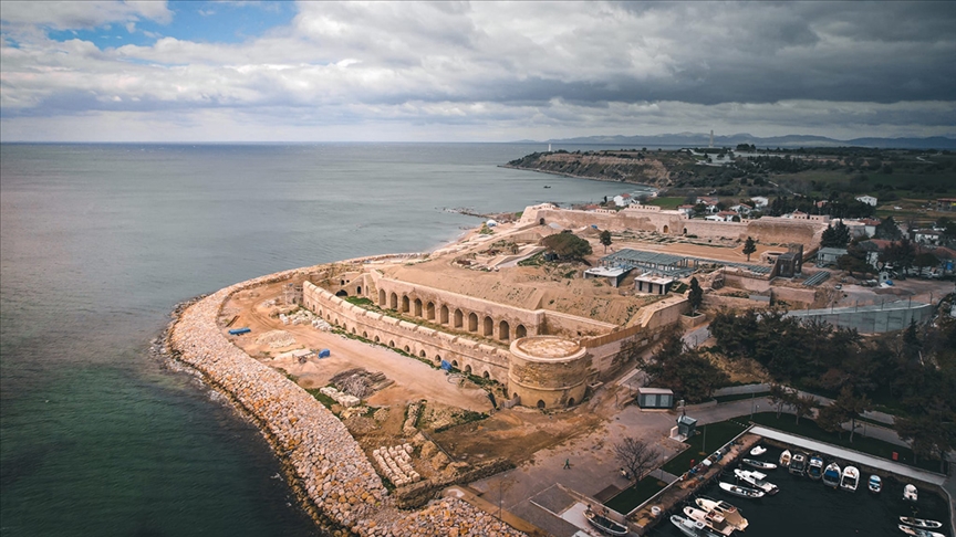 Kültür ve Turizm Bakanı Mehmet Nuri Ersoy, Çanakkale’de bulunan Seddülbahir