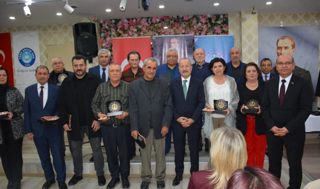 Türk Eğitim Sen Afyonkarahisar Şubesi’nin emekliye ayrılan üyeleri için geleneksel