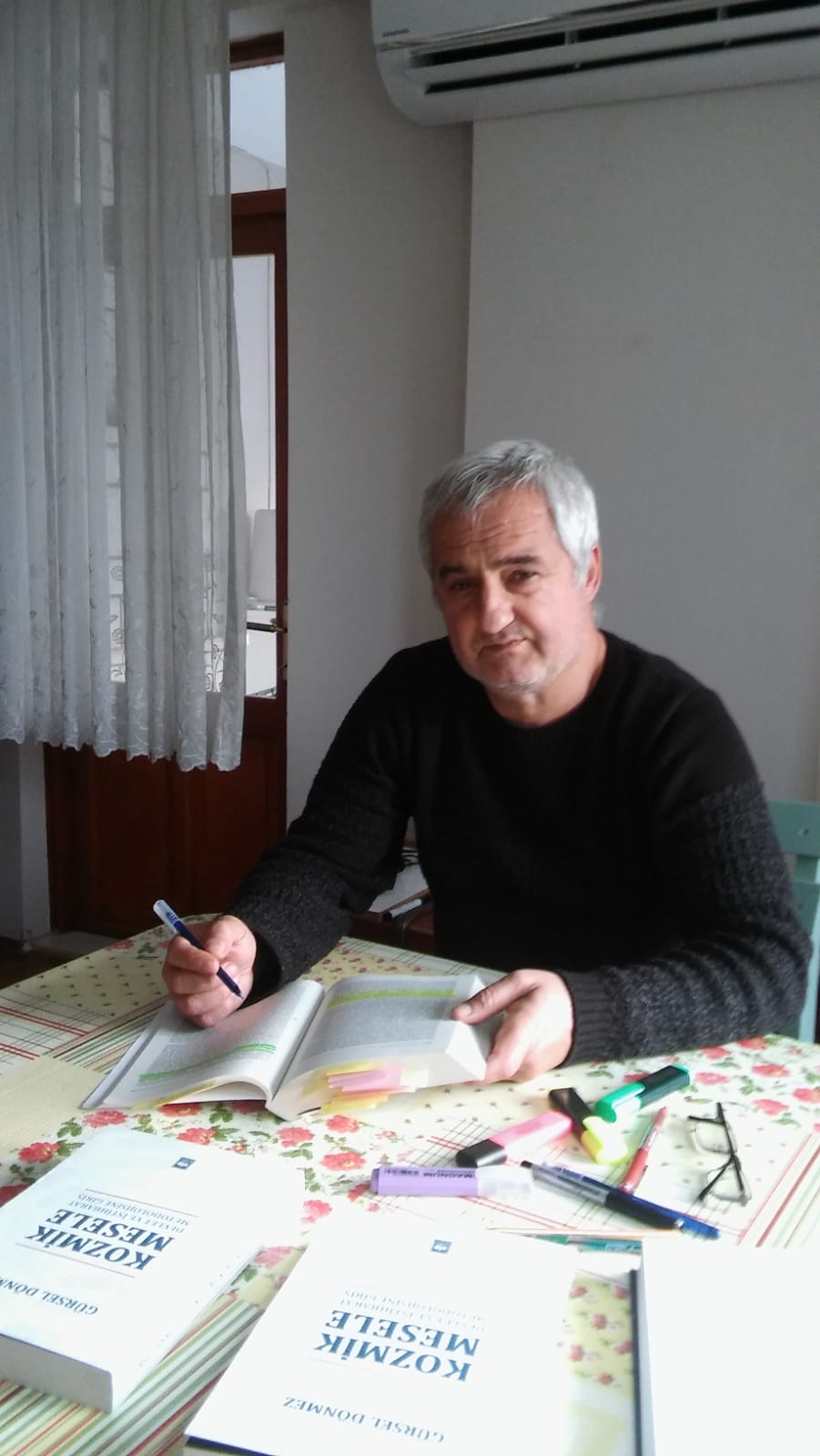 Tuncer Günay yazar fotoğrafı