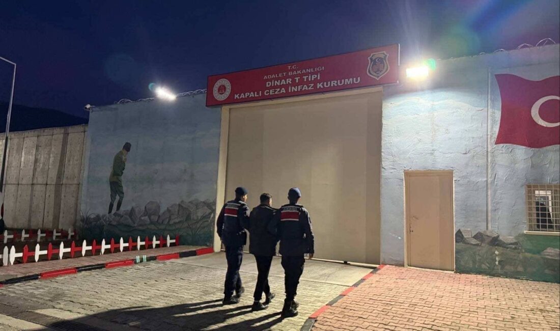 Afyonkarahisar İl Jandarma Komutanlığı, suç ve suçlularla mücadele kapsamında yürüttüğü