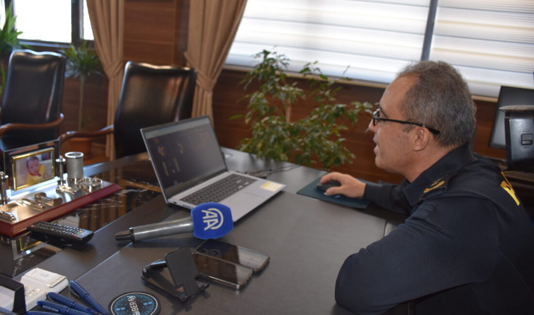 AFYONKARAHİSAR (AA) – Afyonkarahisar Emniyet Müdürü Ahmet Birtan Erol, Anadolu