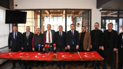 AFYONKARAHİSAR (AA) – Afyonkarahisar'da siyasi partilerin il başkanları, terör örgütü
