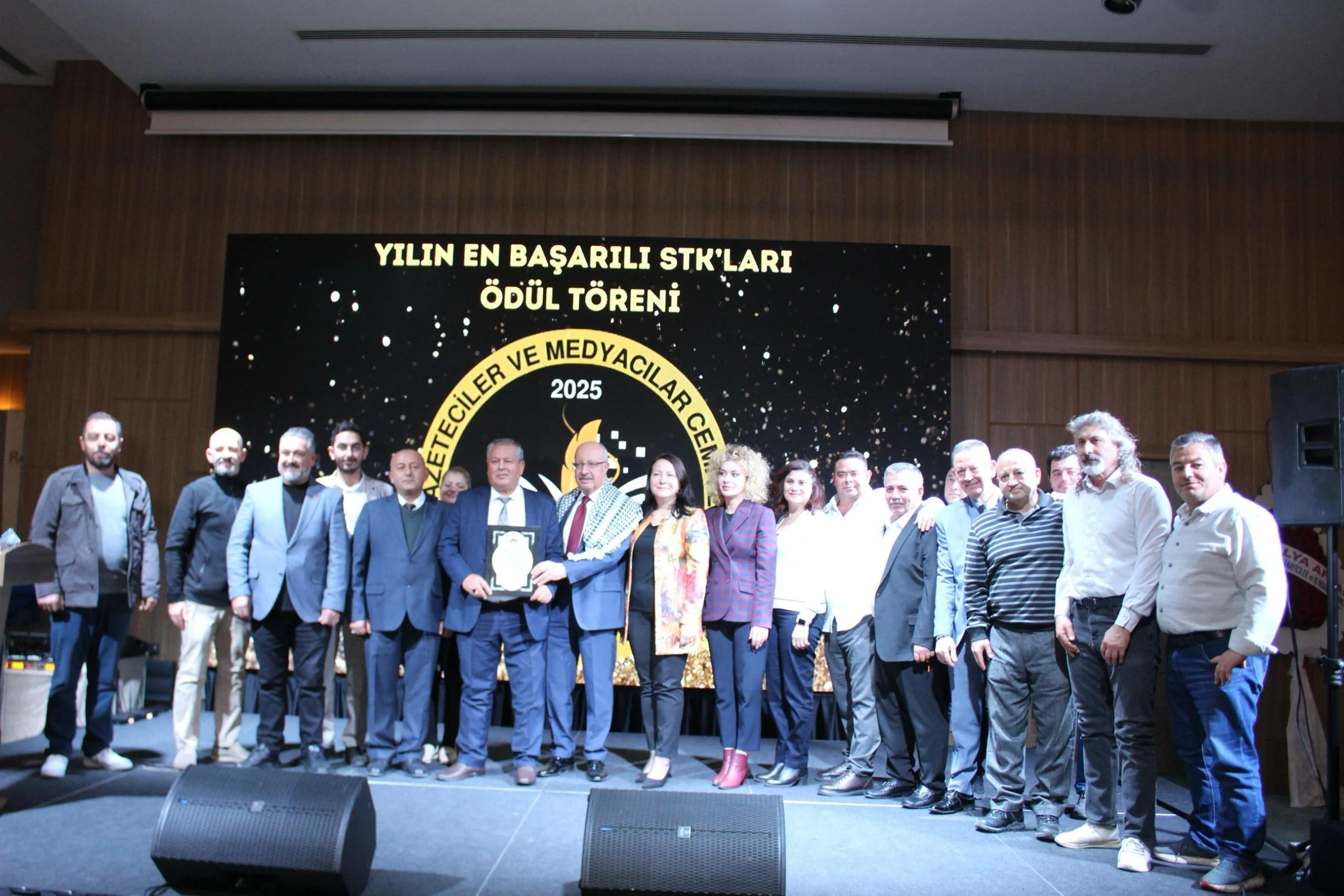 Antalya’da gerçekleştirilen geniş kapsamlı kamuoyu araştırması, Afyonkarahisarlıların gururunu bir kez