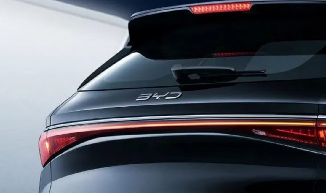 Tesla, satışlardaki üst üste ikinci düşüş ve ABD vergi indirimlerinin