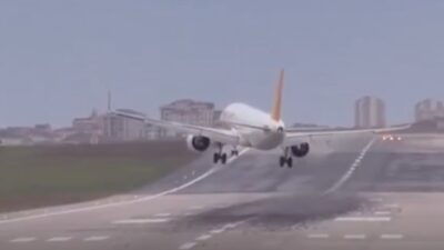 Sabiha Gökçen’de İniş Yapamayan Uçak Pisti Pas Geçti