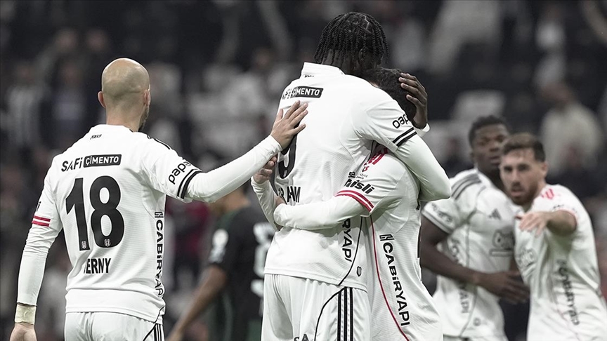 Beşiktaş, Trendyol Süper Lig’in ikinci yarı hazırlıkları kapsamında Antalya kampı