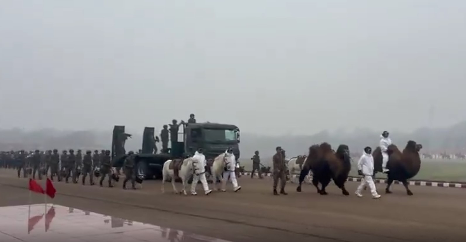 Hindistan, 26 Ocak’ta kutlanacak 77. Cumhuriyet Günü geçit töreninde bu