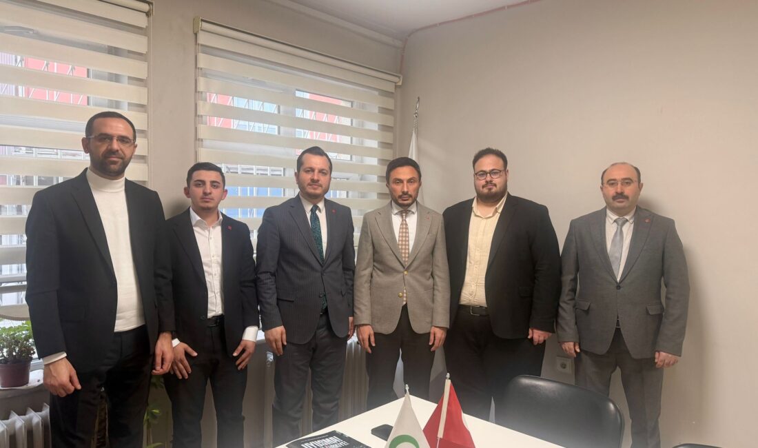 Saadet Partisi Afyonkarahisar İl Başkanı Beytullah Karataş, Yeşilay Afyonkarahisar Şube