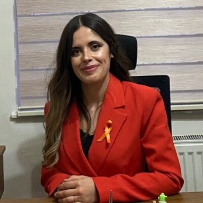 Sude Karakoç yazar fotoğrafı