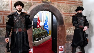 Osmanlı Devleti'nin kurucusu Osman Gazi'nin babası Ertuğrul Gazi'nin Bilecik'in Söğüt