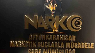 Afyonkarahisar’da polis tarafından gerçekleştirilen uyuşturucu operasyonunda bir adrese yapılan baskın