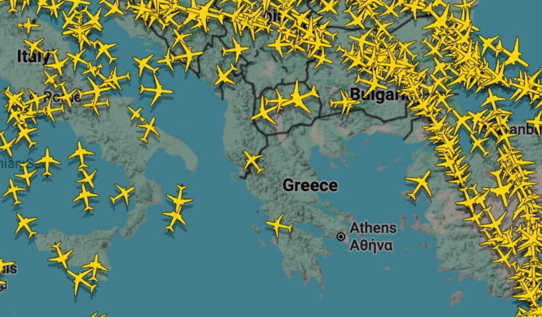 Yunan devlet televizyonu, ülkenin havacılık dairesine dayandırdığı haberde ülkedeki bütün