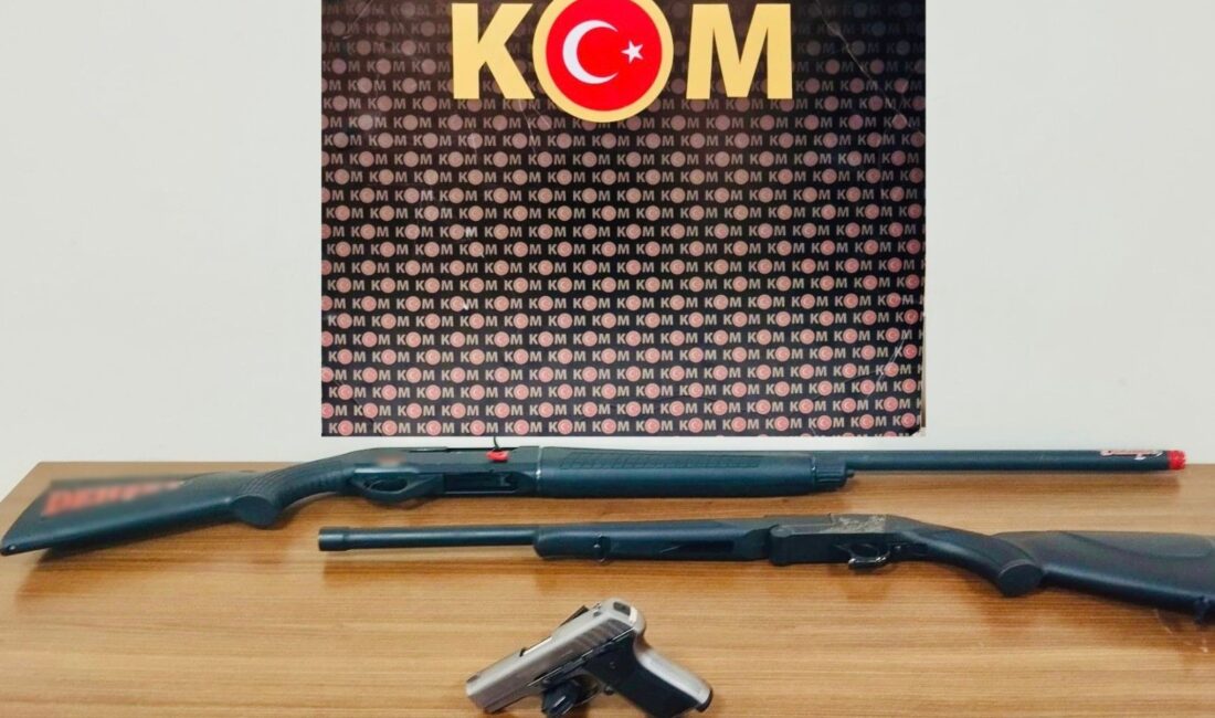  Afyonkarahisar’da polis tarafından bir iş yerine yapılan baskın ile durdurulan