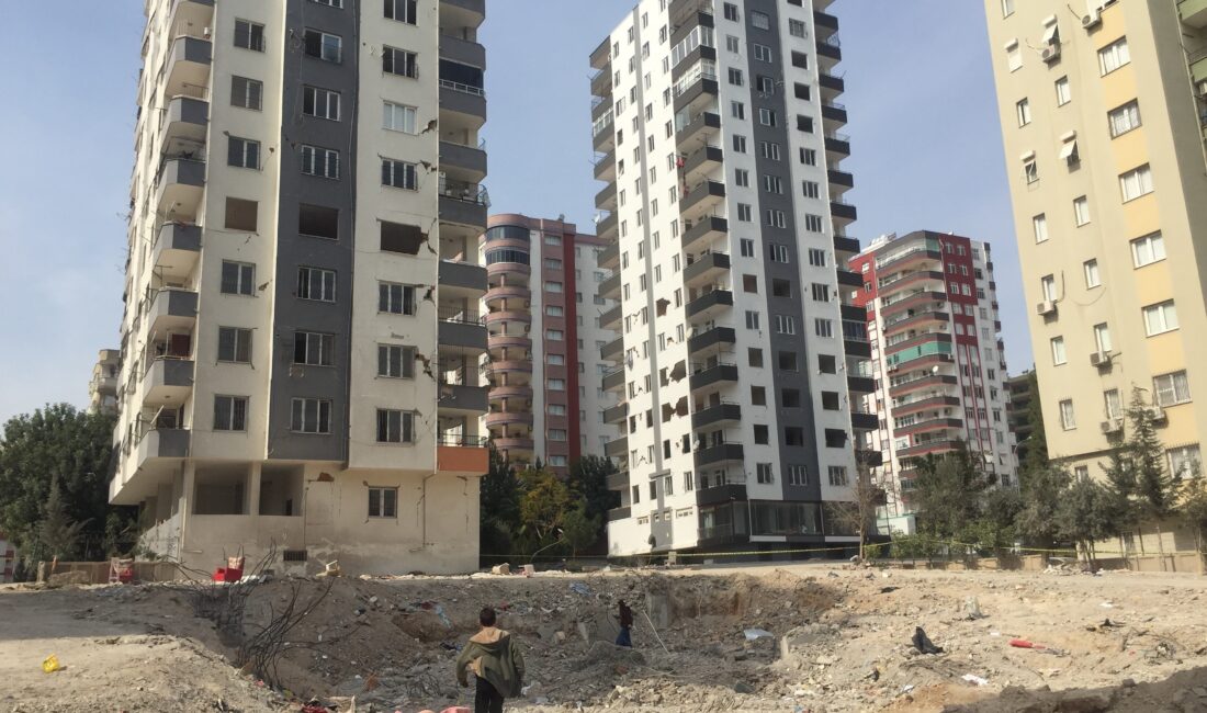 Adana’da 6 Şubat 2023 depremlerinde yıkılan ve 82 kişinin yaşamını