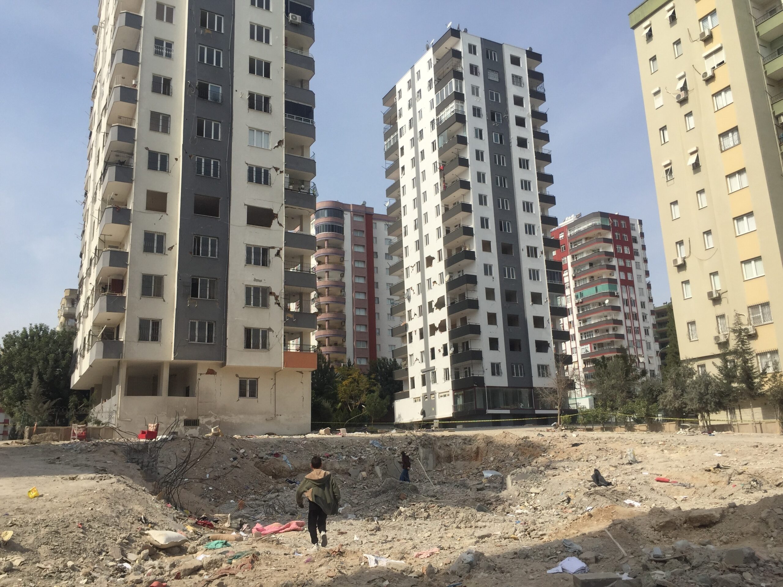 Adana’da 6 Şubat 2023 depremlerinde yıkılan ve 82 kişinin yaşamını